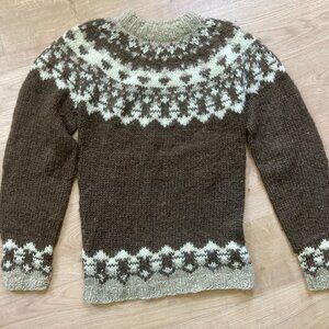 Handmade Icelandic wool sweater - Lopapeysa